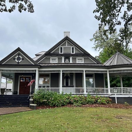 Intermission Hogan House Hogansville Exterior photo